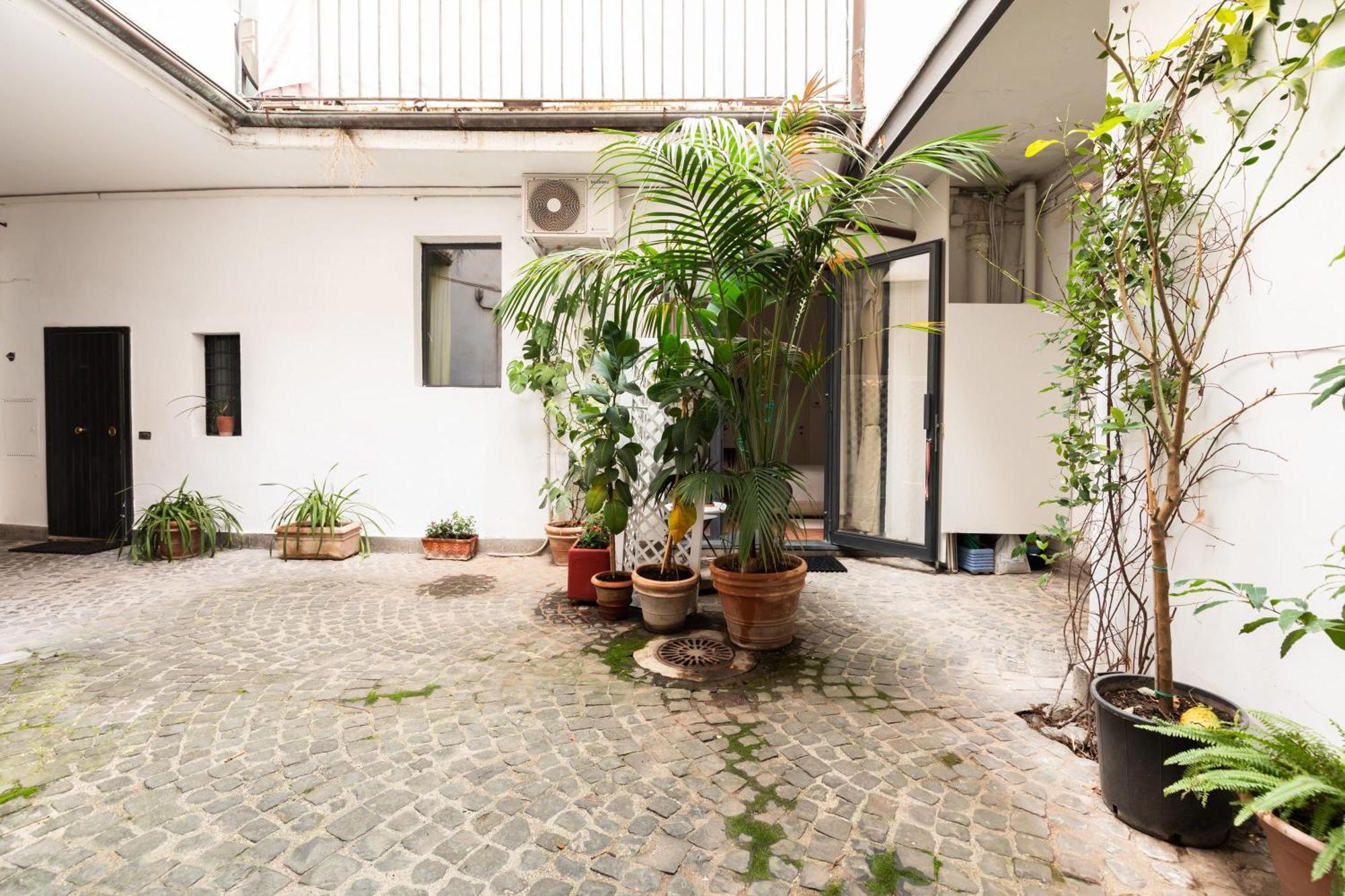 Appartamento Monti Charming